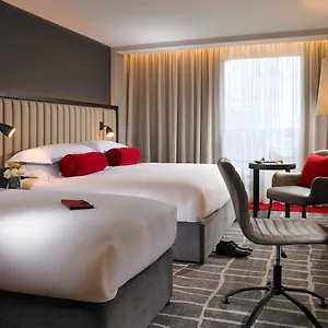 red-cow-moran.dublin-hotelsweb.com/