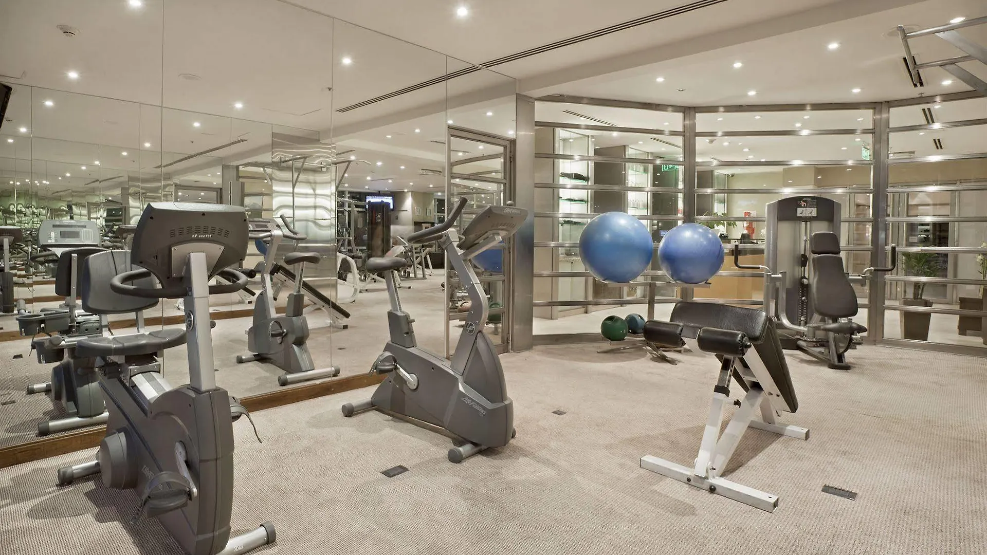 Park Hyatt Mendoza Hotel, Casino & Spa 5*,